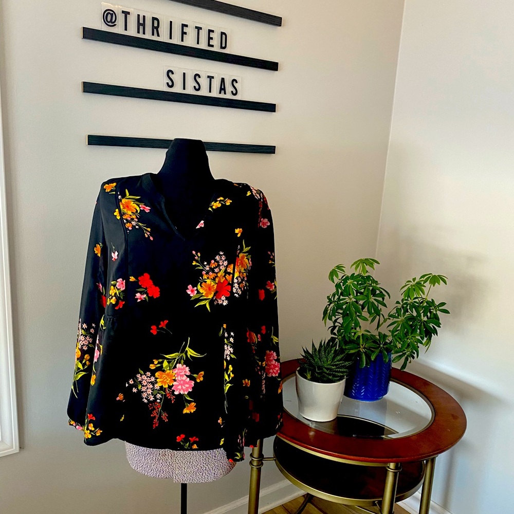 1x Silk Floral long Sleeve Peplum Blouse